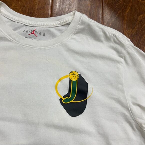 Jordan Brand Legacy Green Air Seattle White L/S Graphic Tee Men's Size Large - Picture 2 of 9